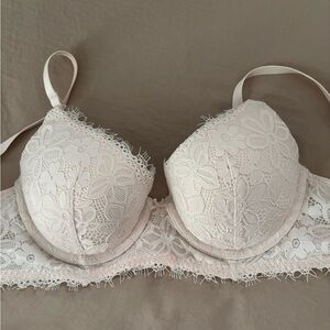 Aerie Elegant Lace Push-up Bra in Cream